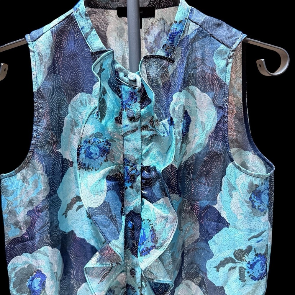 J‎ Crew Women's Xxs Blue & Silver Metallic Sleeveless Ruffled Front Buttoned Top